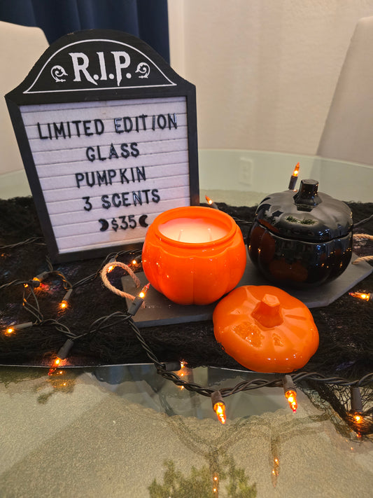 🎃 Limited Edition Glass Pumpkin Candles 🎃